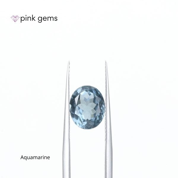 Aquamarine - 3. 70cts, oval - pink gems